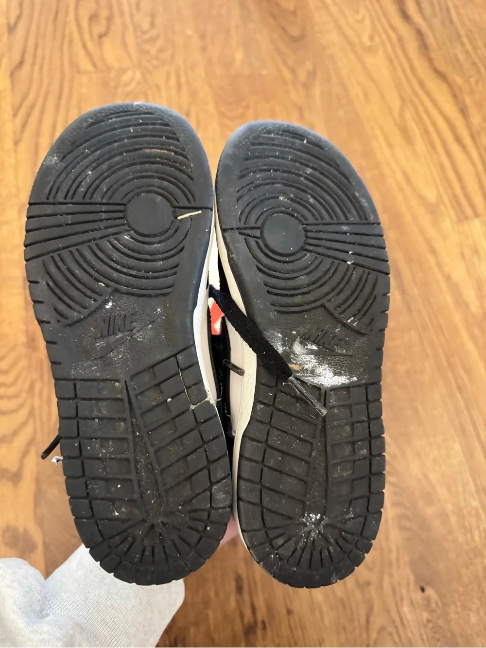 Nike low dunks